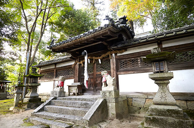 八阪神社